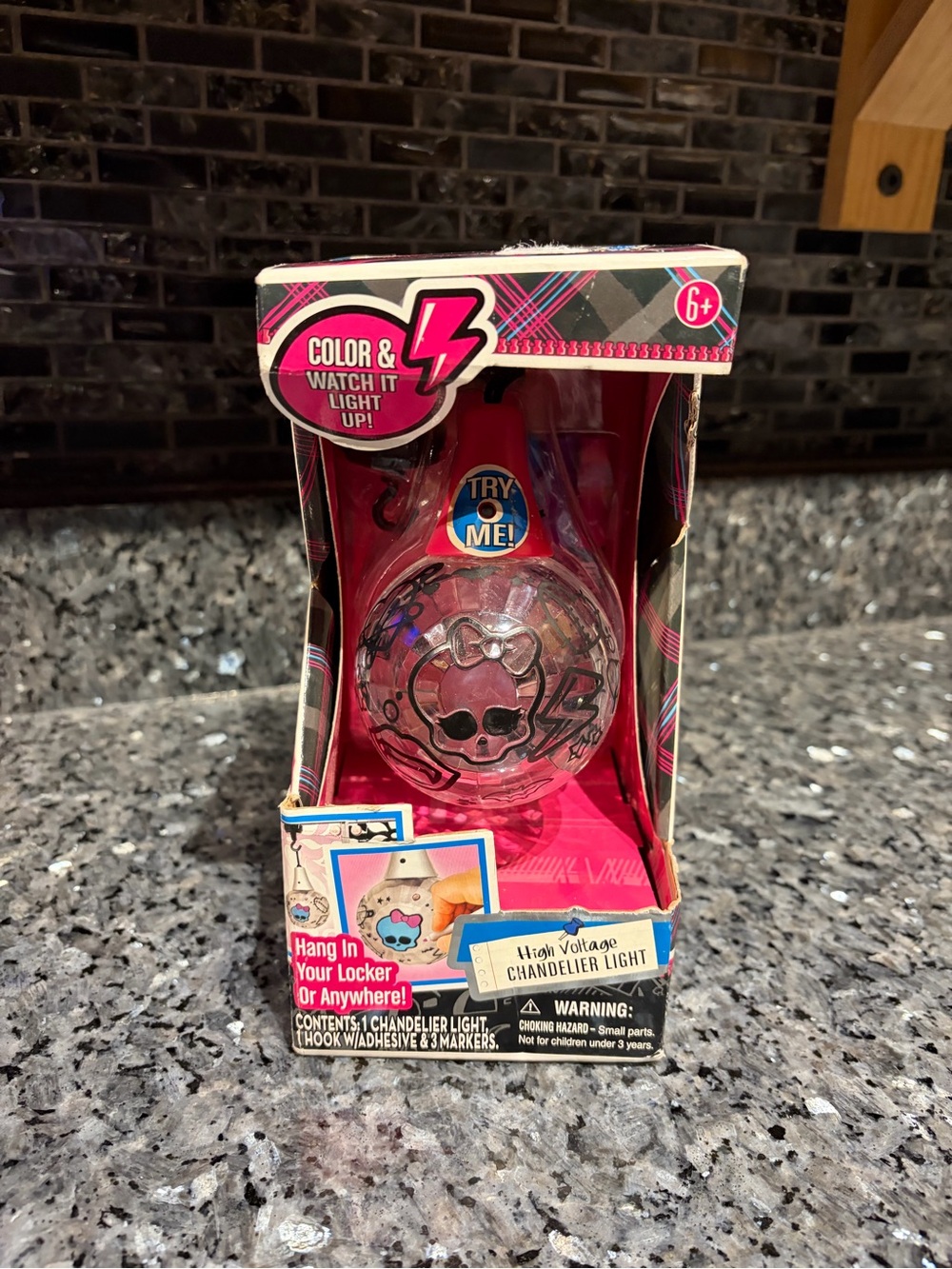 Monster High 2014 High Voltage DIY Chandelier Light For Locker/Bedroom Decor New